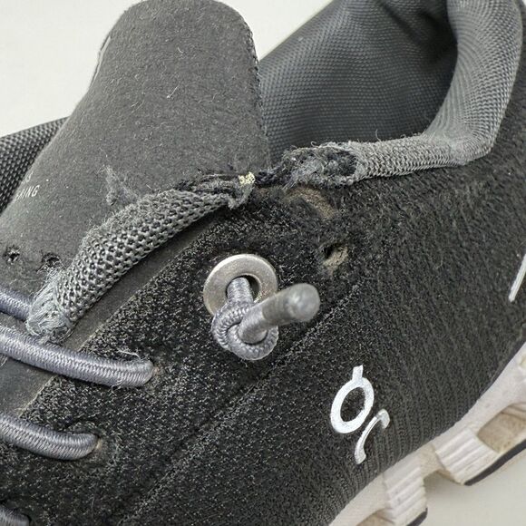 On Cloud 5 Running Shoes Womens 9 Black Mesh Lightweight Sneakers - Picture 7 of 16